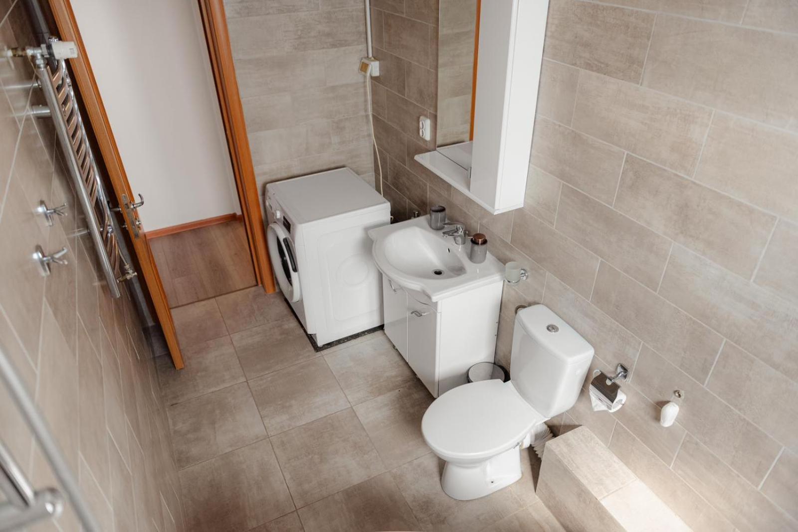 Heart Of Downtown 3 Rooms Apartment Self Check In Bukares Bagian luar foto