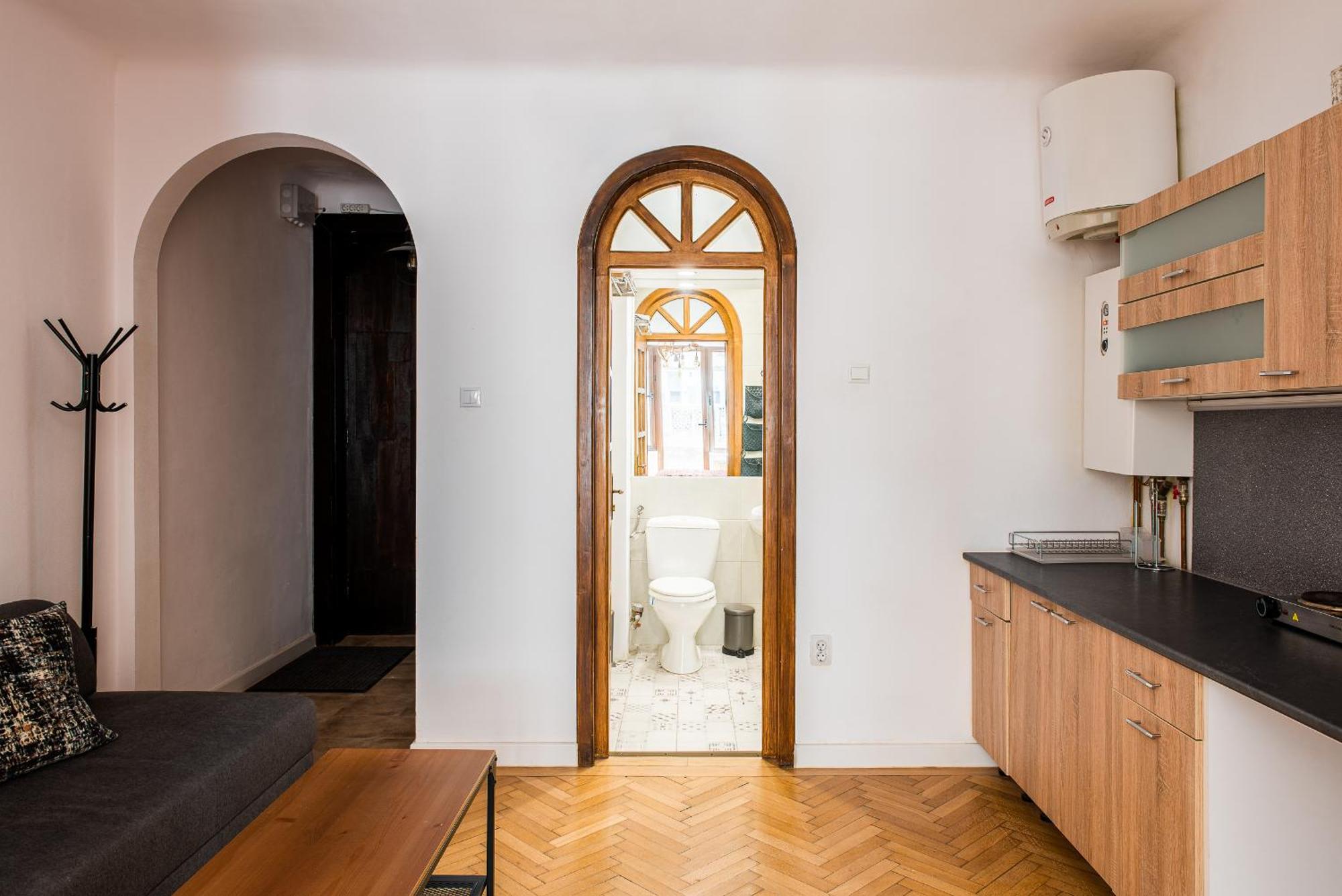 Heart Of Downtown 3 Rooms Apartment Self Check In Bukares Bagian luar foto